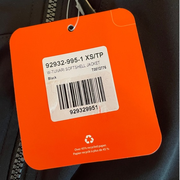 ELEVATE Fitness Softshell Jacket 🖤 - Picture 10 of 11